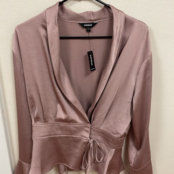 Express V-Neck Long Sleeve Wrap Top Light Mauve Small NWT - Picture 8 of 14